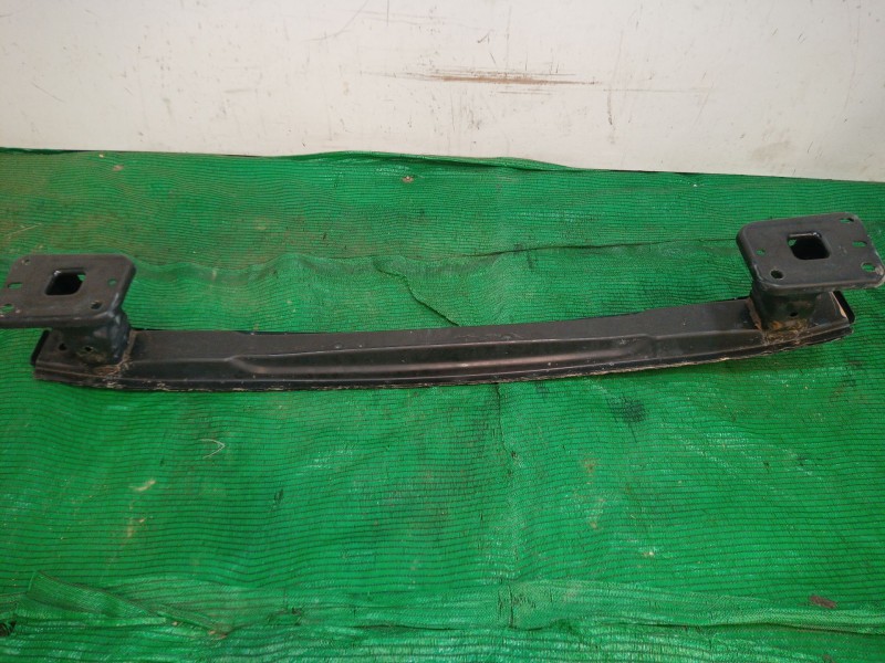 Recambio de refuerzo paragolpes trasero para ford focus iii 1.6 tdci referencia OEM IAM   