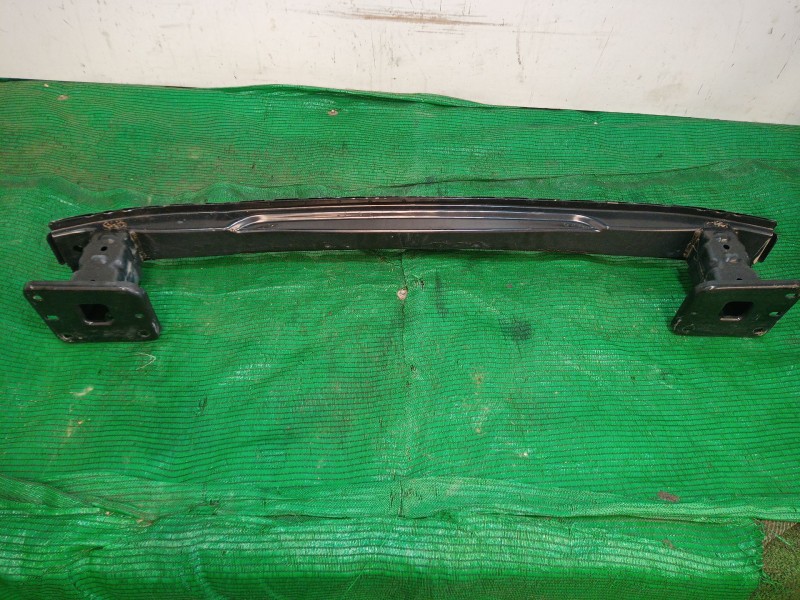 Recambio de refuerzo paragolpes trasero para ford focus iii 1.6 tdci referencia OEM IAM   