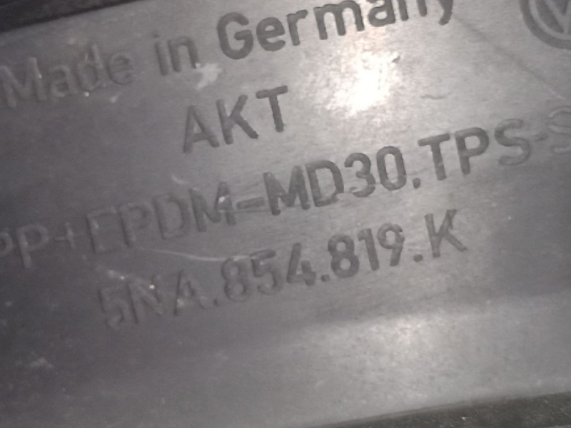 Recambio de aletin trasero izquierdo para volkswagen tiguan (ad1, ax1) 1.5 tsi referencia OEM IAM 5NA854819 5NA854819 5NA854819