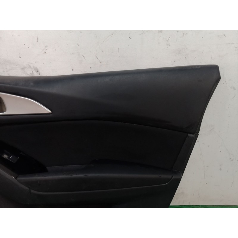 Recambio de guarnecido puerta delantera derecha para mazda 3 (bm, bn) 2.0 referencia OEM IAM   