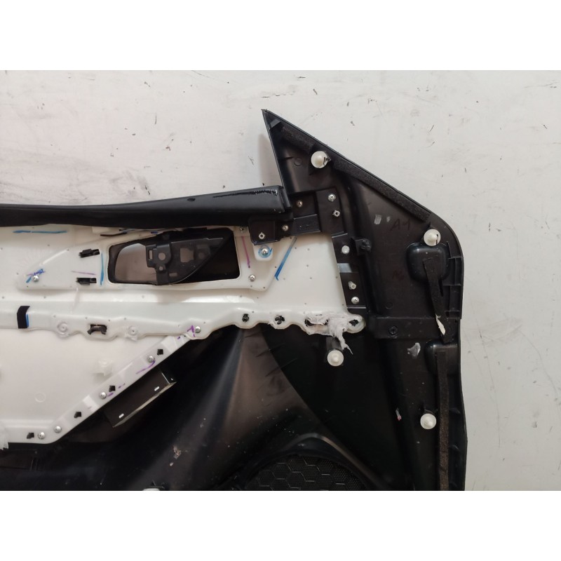 Recambio de guarnecido puerta delantera derecha para mazda 3 (bm, bn) 2.0 referencia OEM IAM   