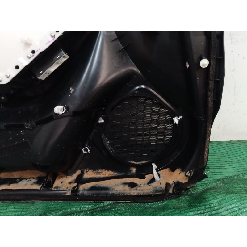 Recambio de guarnecido puerta delantera derecha para mazda 3 (bm, bn) 2.0 referencia OEM IAM   