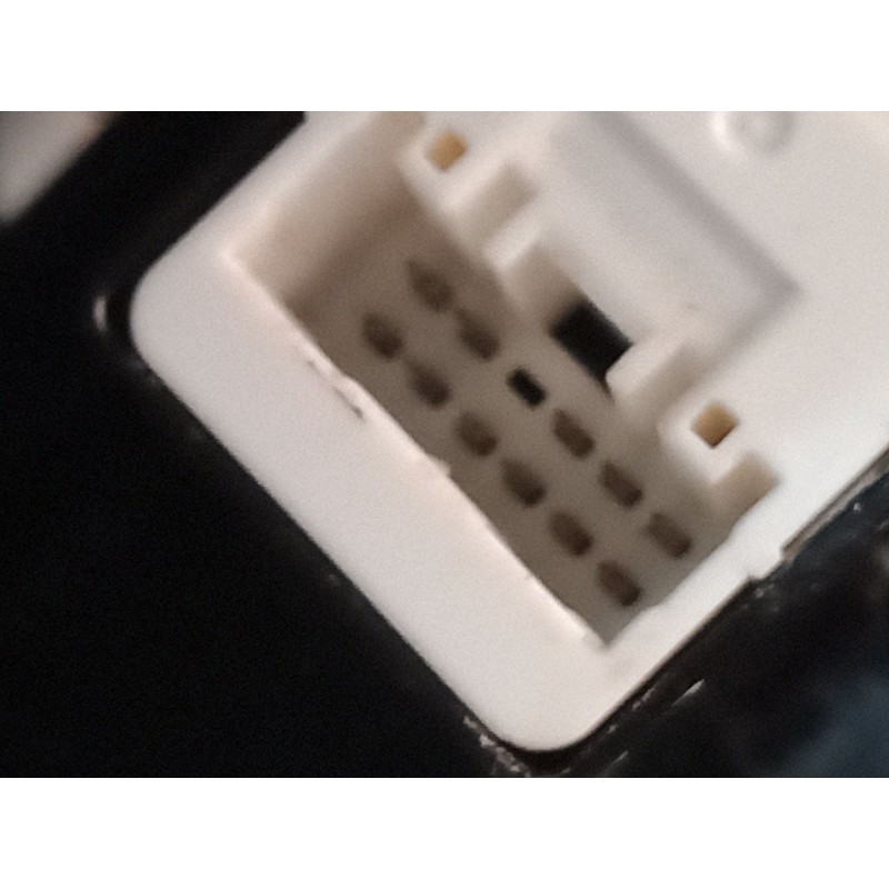 Recambio de guarnecido puerta delantera derecha para mazda 3 (bm, bn) 2.0 referencia OEM IAM   