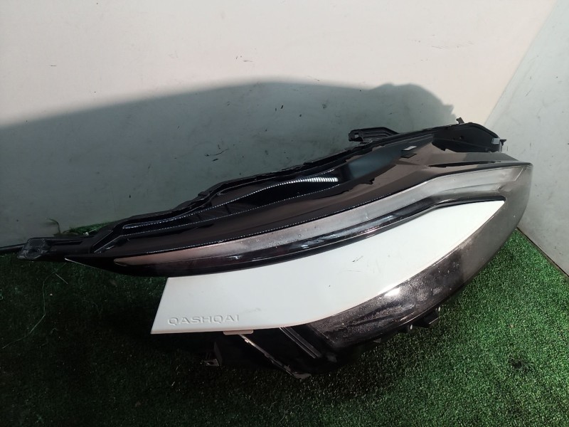 Recambio de faro derecho para nissan qashqai iii (j12) 1.3 dig-t referencia OEM IAM   