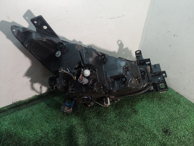Recambio de faro izquierdo para mazda 3 (bm, bn) 2.0 referencia OEM IAM   