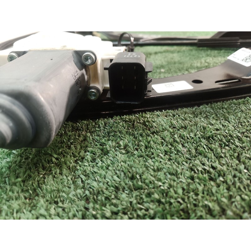 Recambio de elevalunas delantero derecho para ford focus iii 1.0 ecoboost referencia OEM IAM bm51a23 bm51a23 bm51a23