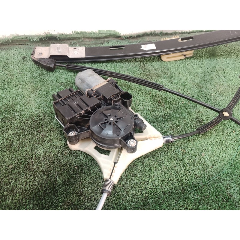 Recambio de elevalunas delantero izquierdo para volkswagen polo vi (aw1, bz1, ae1) 1.0 tsi referencia OEM IAM   