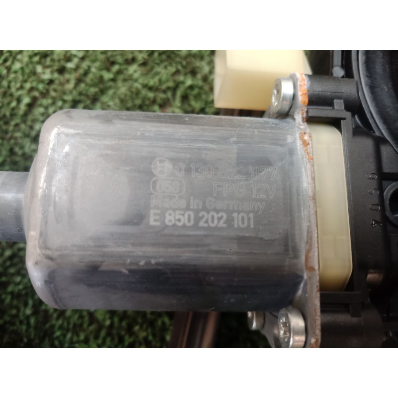 Recambio de elevalunas delantero derecho para volkswagen tiguan (ad1, ax1) 1.5 tsi referencia OEM IAM   