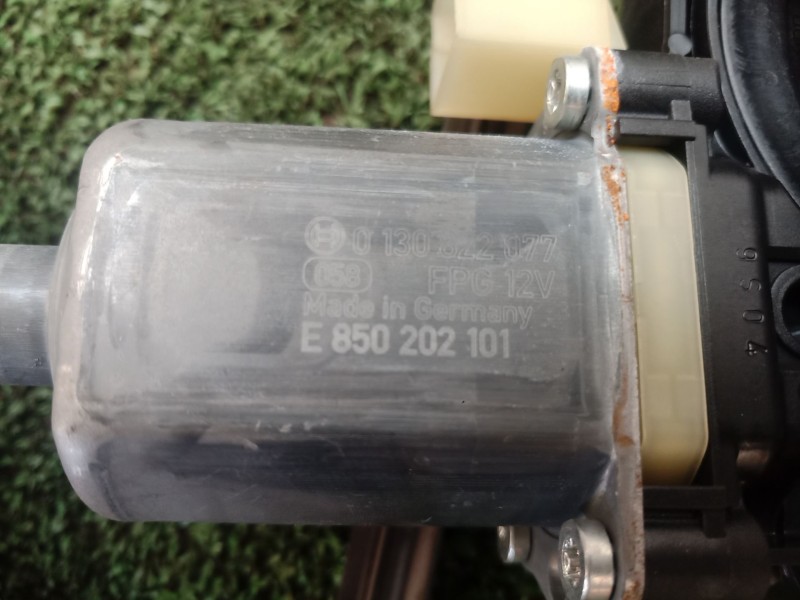 Recambio de elevalunas delantero derecho para volkswagen tiguan (ad1, ax1) 1.5 tsi referencia OEM IAM   