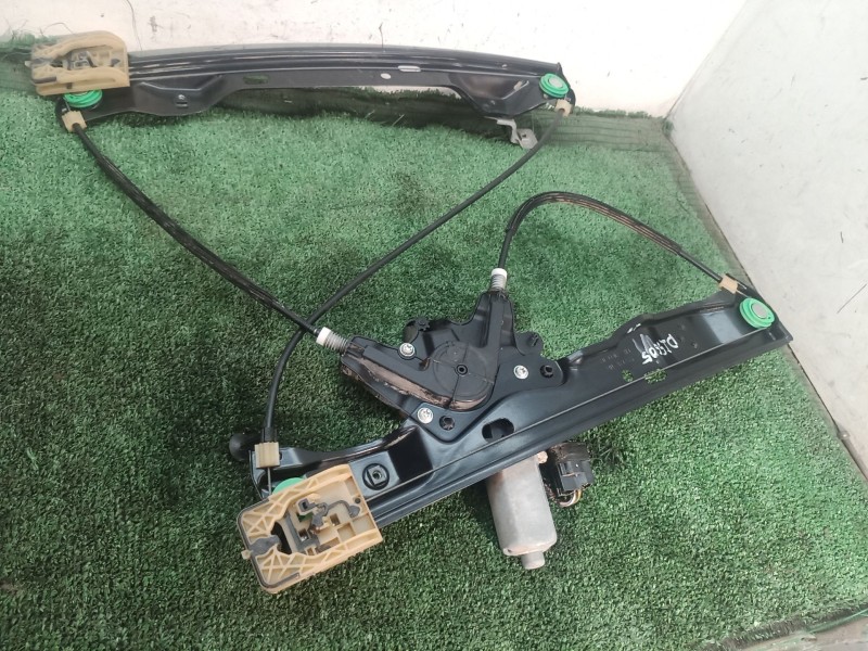 Recambio de elevalunas delantero izquierdo para ford focus iii 1.6 tdci referencia OEM IAM   