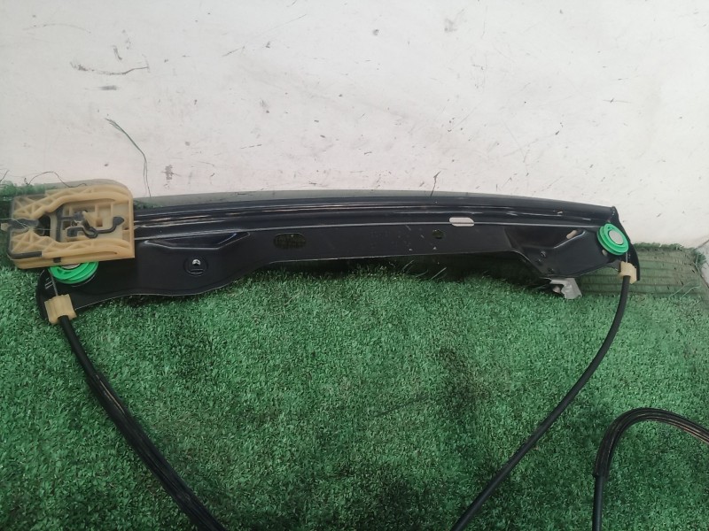 Recambio de elevalunas delantero izquierdo para ford focus iii 1.6 tdci referencia OEM IAM   