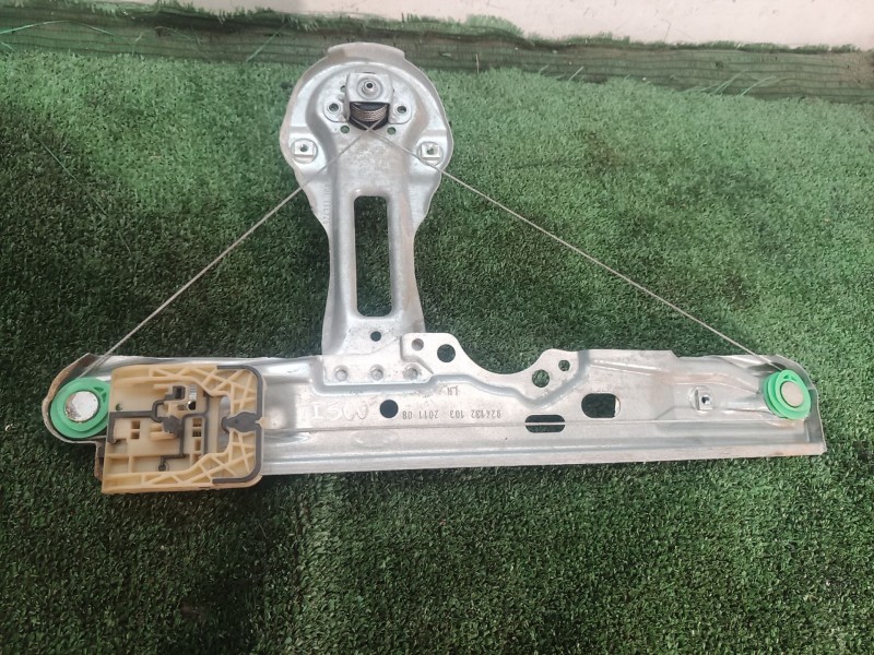 Recambio de elevalunas trasero izquierdo para ford focus iii 1.6 tdci referencia OEM IAM   