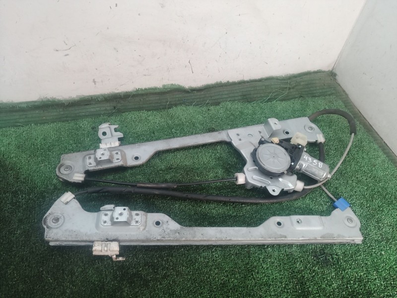 Recambio de elevalunas delantero derecho para nissan cabstar tlo referencia OEM IAM   