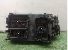 Recambio de caja reles / fusibles para opel astra j (p10) 1.7 cdti (68) referencia OEM IAM    2