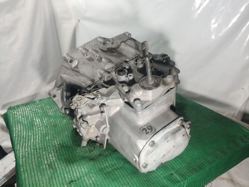 Recambio de caja cambios para peugeot 5008 (0u_, 0e_) 1.6 bluehdi 120 referencia OEM IAM   