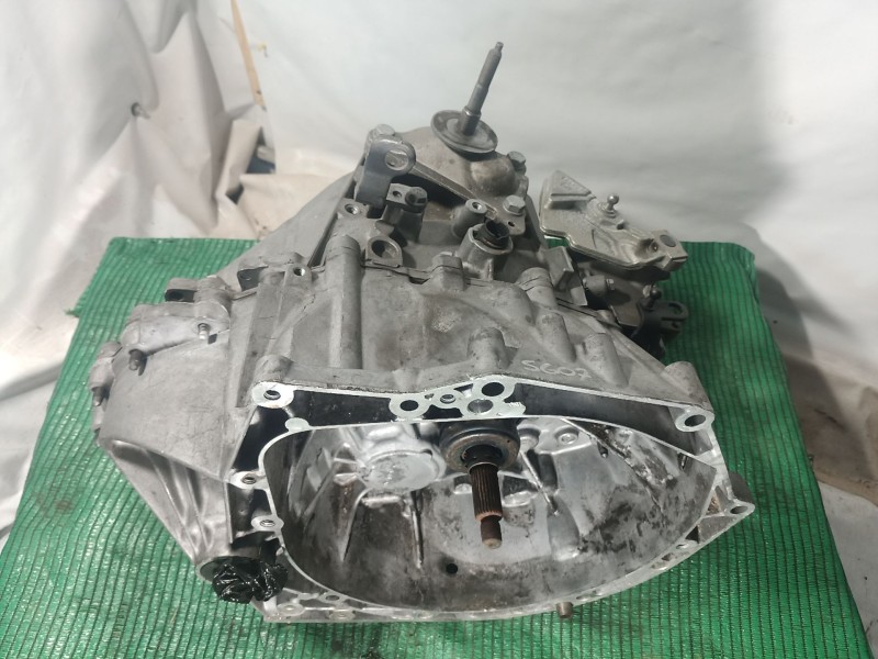 Recambio de caja cambios para peugeot 5008 (0u_, 0e_) 1.6 bluehdi 120 referencia OEM IAM   