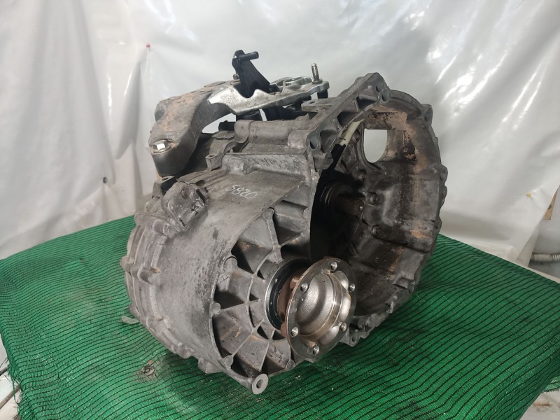 Recambio de caja cambios para audi q3 (8ub, 8ug) 2.0 tdi referencia OEM IAM   