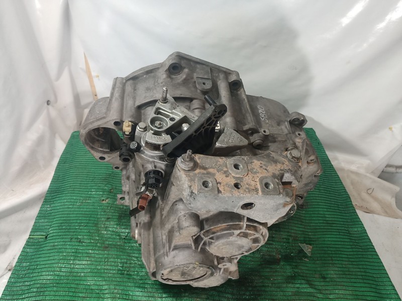 Recambio de caja cambios para audi q3 (8ub, 8ug) 2.0 tdi referencia OEM IAM   