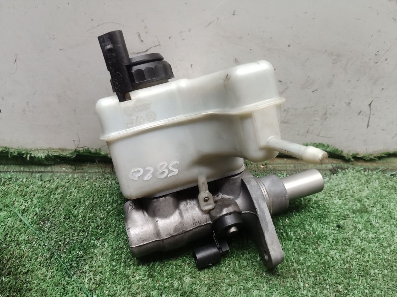 Recambio de bomba freno para audi q3 (8ub, 8ug) 2.0 tdi referencia OEM IAM   