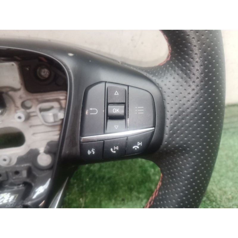 Recambio de volante para ford fiesta vii (hj, hf) 1.0 ecoboost referencia OEM IAM   