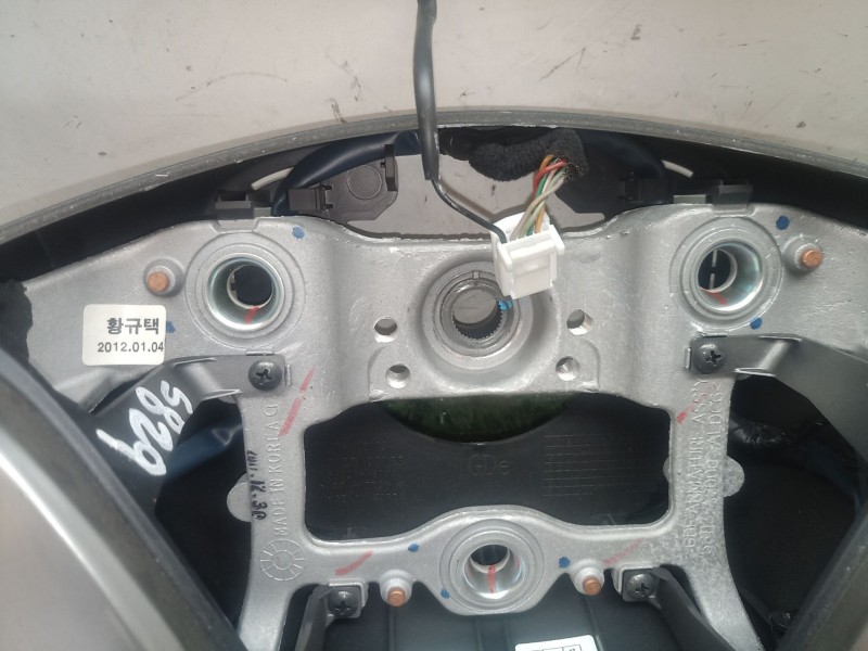 Recambio de volante para hyundai i30 (gd) 1.4 referencia OEM IAM 56120A6000 56120A6000 56120A6000