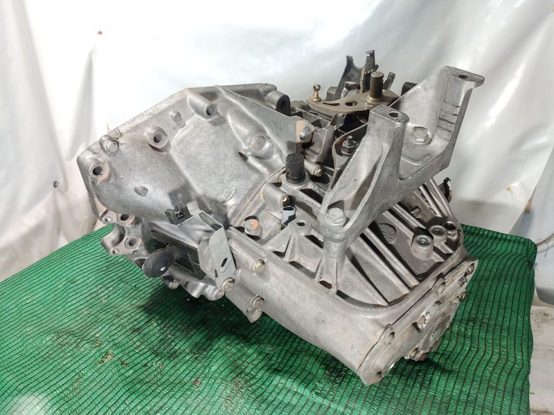 Recambio de caja cambios para peugeot 407 st confort pack referencia OEM IAM   