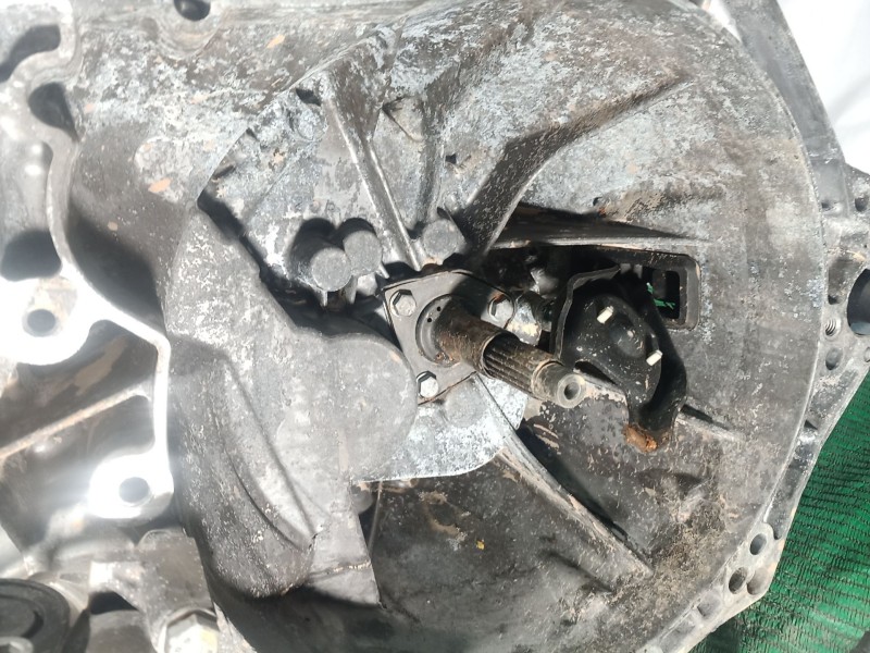 Recambio de caja cambios para peugeot 407 sport referencia OEM IAM   