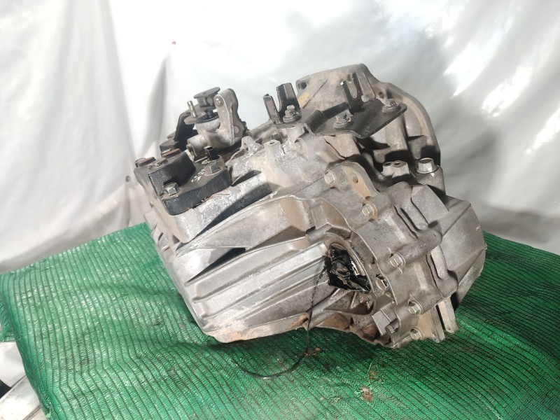 Recambio de caja cambios para ssangyong tivoli 1.6 referencia OEM IAM   