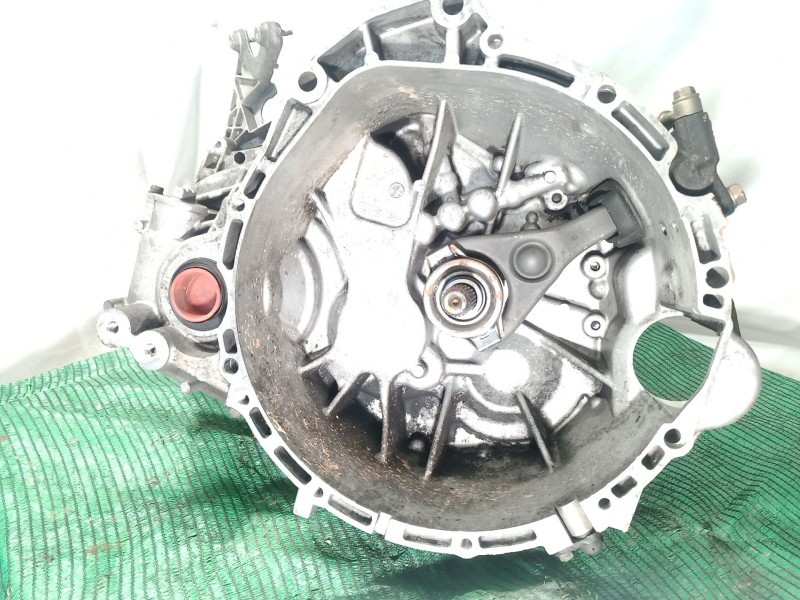 Recambio de caja cambios para nissan primera berlina (p12) acenta referencia OEM IAM   