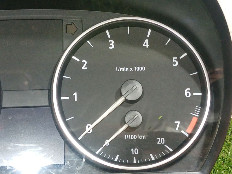 Recambio de cuadro instrumentos para bmw 3 (e90) 318 i referencia OEM IAM   