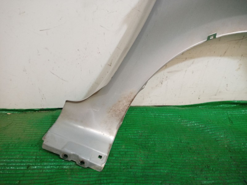 Recambio de aleta delantera izquierda para kia cee´d hatchback (ed) 1.6 crdi 90 referencia OEM IAM   