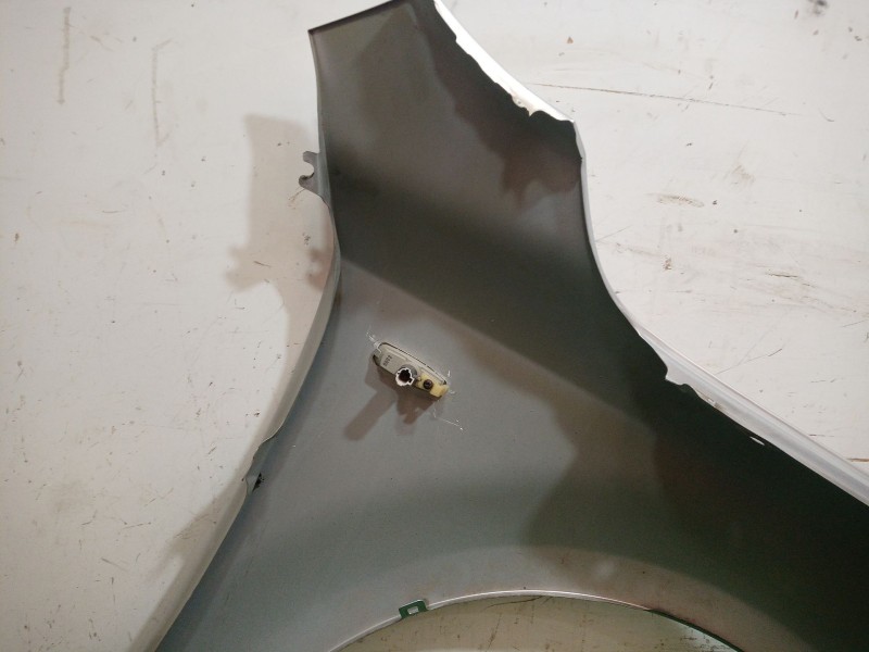 Recambio de aleta delantera izquierda para kia cee´d hatchback (ed) 1.6 crdi 90 referencia OEM IAM   