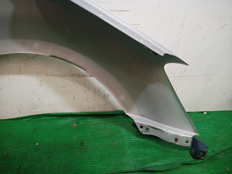 Recambio de aleta delantera izquierda para kia cee´d hatchback (ed) 1.6 crdi 90 referencia OEM IAM   