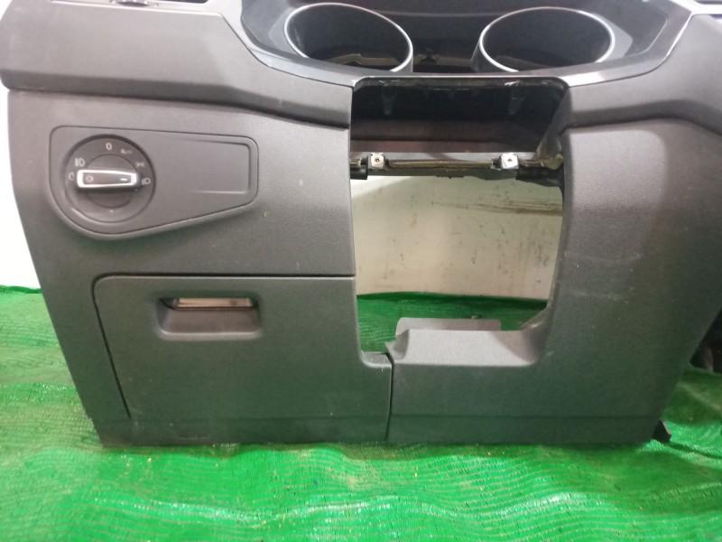 Recambio de salpicadero para volkswagen tiguan (ad1, ax1) 1.5 tsi referencia OEM IAM 5NB857003 5NB857003 5NB858296
