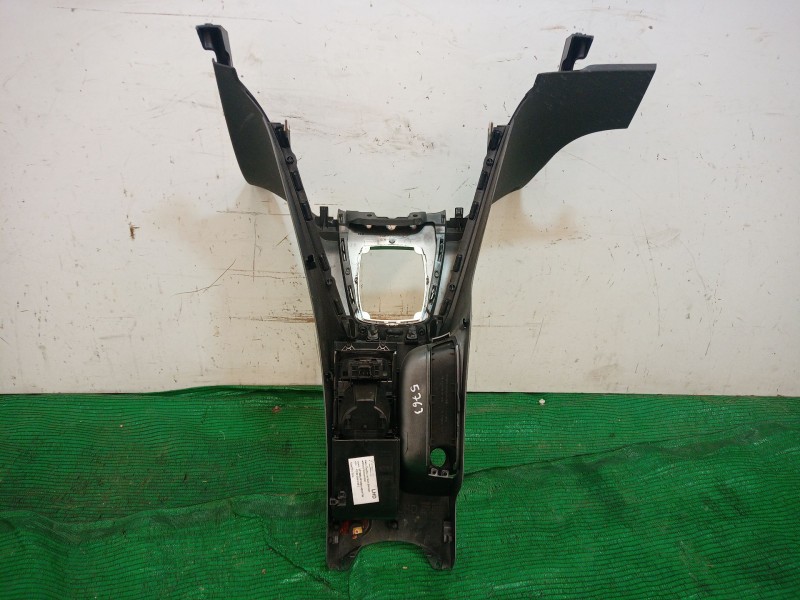 Recambio de consola central trasera para ford kuga ii (dm2) 2.0 tdci referencia OEM IAM   