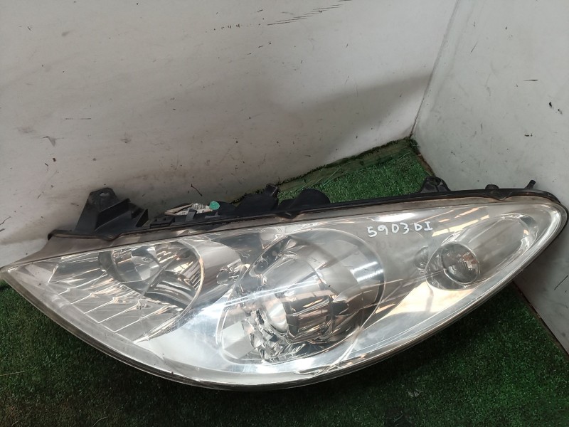 Recambio de faro izquierdo para peugeot 307 (3a/c) 1.6 hdi referencia OEM IAM   