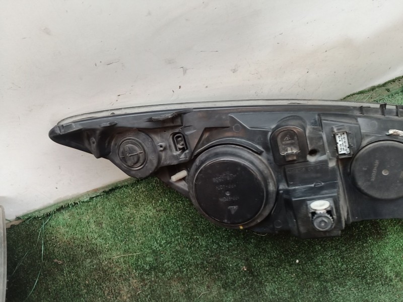 Recambio de faro izquierdo para peugeot 307 (3a/c) 1.6 hdi referencia OEM IAM   