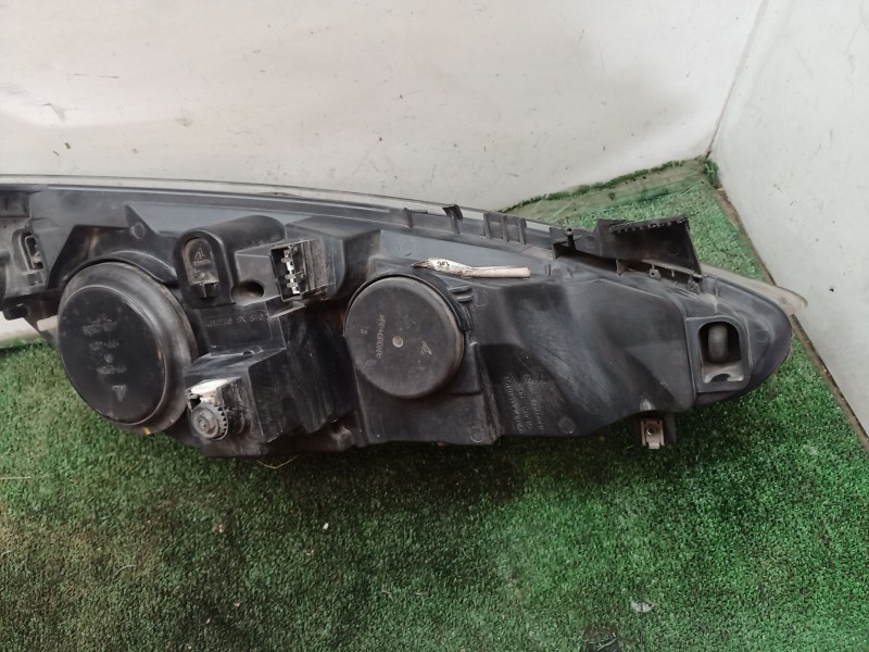 Recambio de faro izquierdo para peugeot 307 (3a/c) 1.6 hdi referencia OEM IAM   
