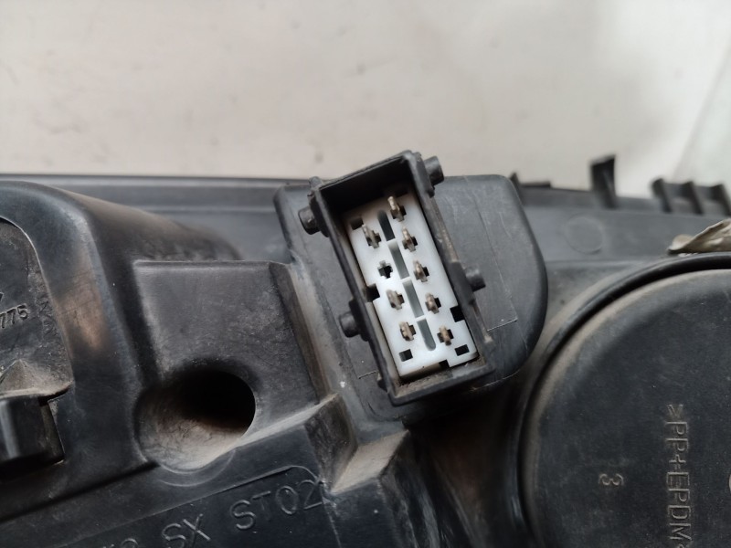 Recambio de faro izquierdo para peugeot 307 (3a/c) 1.6 hdi referencia OEM IAM   