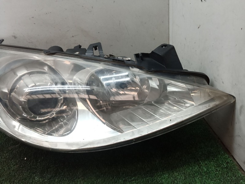 Recambio de faro derecho para peugeot 307 (3a/c) 1.6 hdi referencia OEM IAM   
