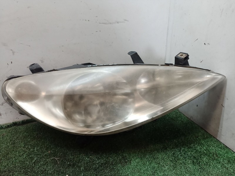 Recambio de faro derecho para peugeot 307 (3a/c) 2.0 hdi 90 referencia OEM IAM   