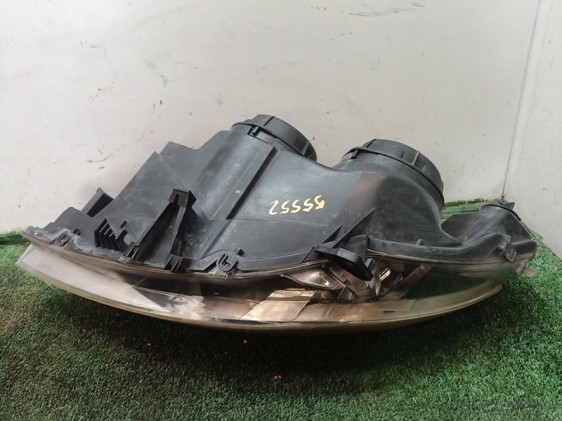 Recambio de faro derecho para peugeot 307 (3a/c) 2.0 hdi 90 referencia OEM IAM   