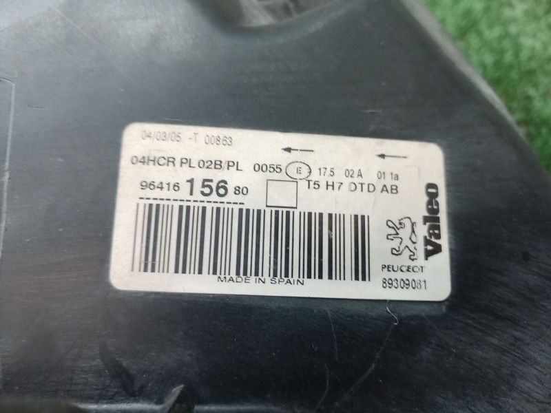 Recambio de faro derecho para peugeot 307 (3a/c) 2.0 hdi 90 referencia OEM IAM   