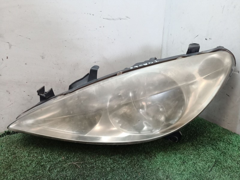 Recambio de faro izquierdo para peugeot 307 (3a/c) 2.0 hdi 90 referencia OEM IAM   