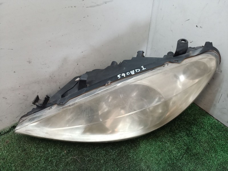 Recambio de faro izquierdo para peugeot 307 (3a/c) 2.0 hdi 90 referencia OEM IAM   