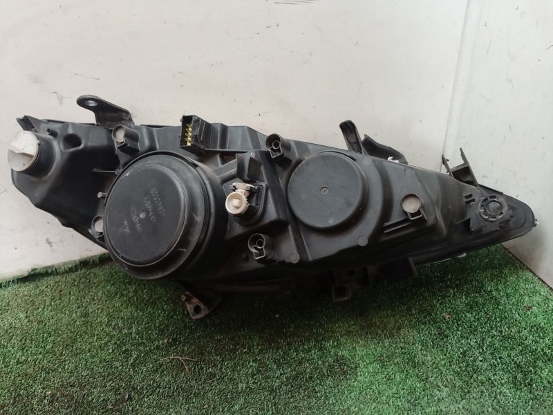 Recambio de faro izquierdo para peugeot 307 (3a/c) 2.0 hdi 90 referencia OEM IAM   