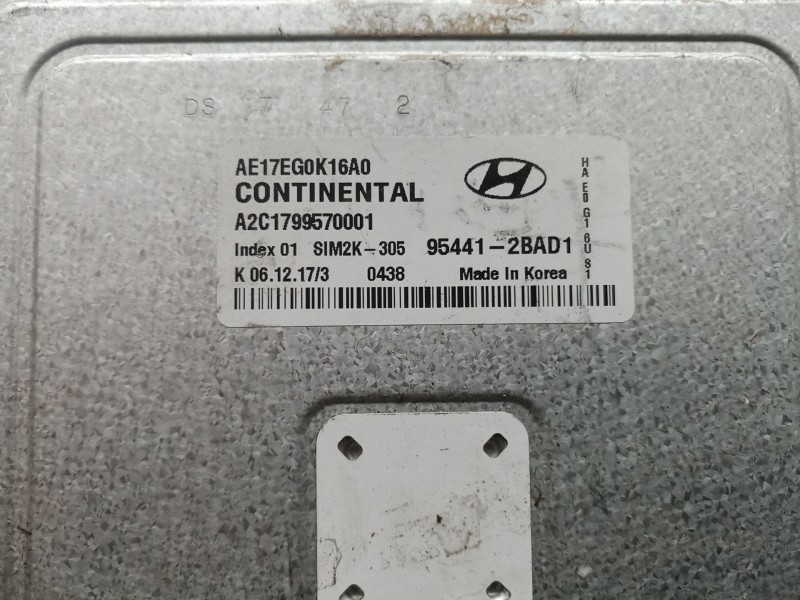 Recambio de centralita motor uce para hyundai ioniq (ae) 1.6 gdi hybrid referencia OEM IAM 954412BAD1 954412BAD1 954412BAD1