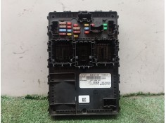 Recambio de caja reles / fusibles para ford fiesta vii (hj, hf) 1.0 ecoboost referencia OEM IAM LU5T15604 LU5T15604 LU5T15604