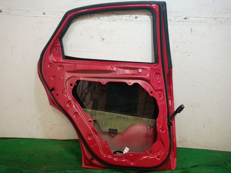 Recambio de puerta trasera izquierda para kia xceed (cd) 1.0 t-gdi referencia OEM IAM   