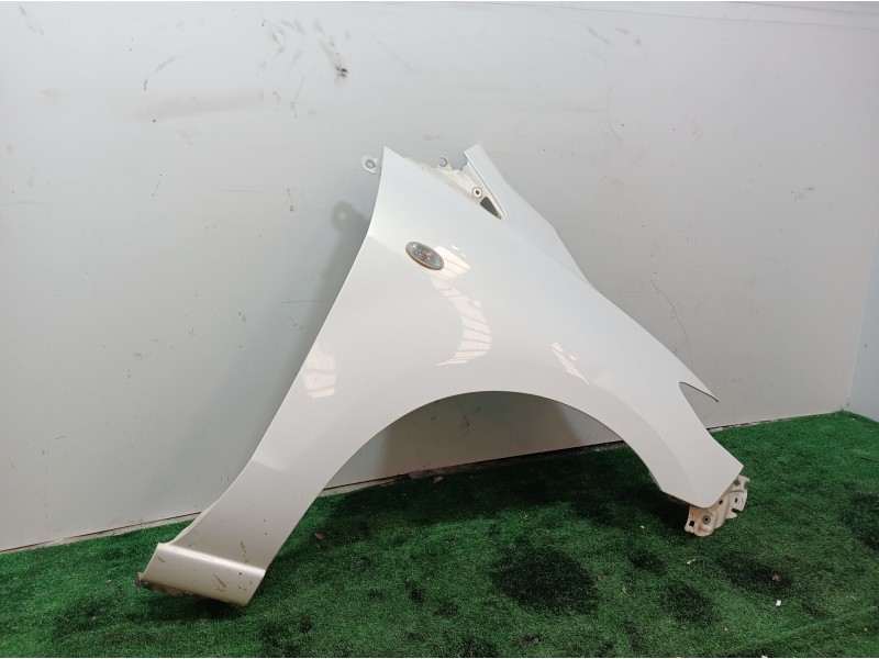 Recambio de aleta delantera derecha para mazda 5 berl. (cr) 2.0 active+ referencia OEM IAM   